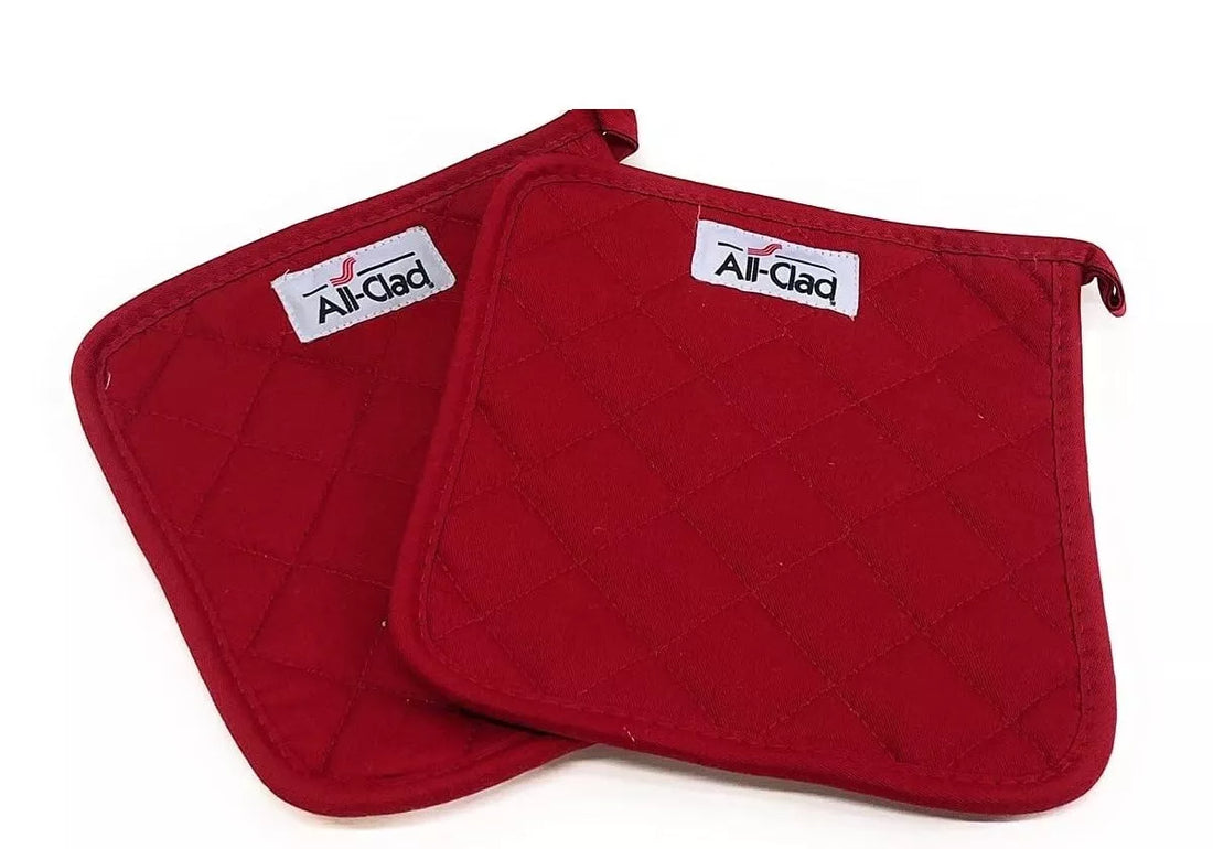 New All-Clad Diamond Quilted Pot Holders